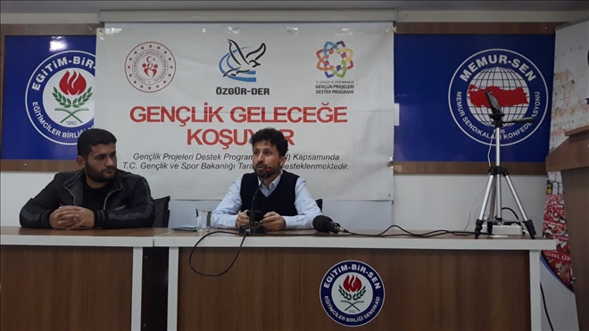 ÖZGÜR-DER´DE ?BİREYSEL VE TOPLUMSAL ÇÜRÜME: GIYBET VE ZAN? KONUŞULDU