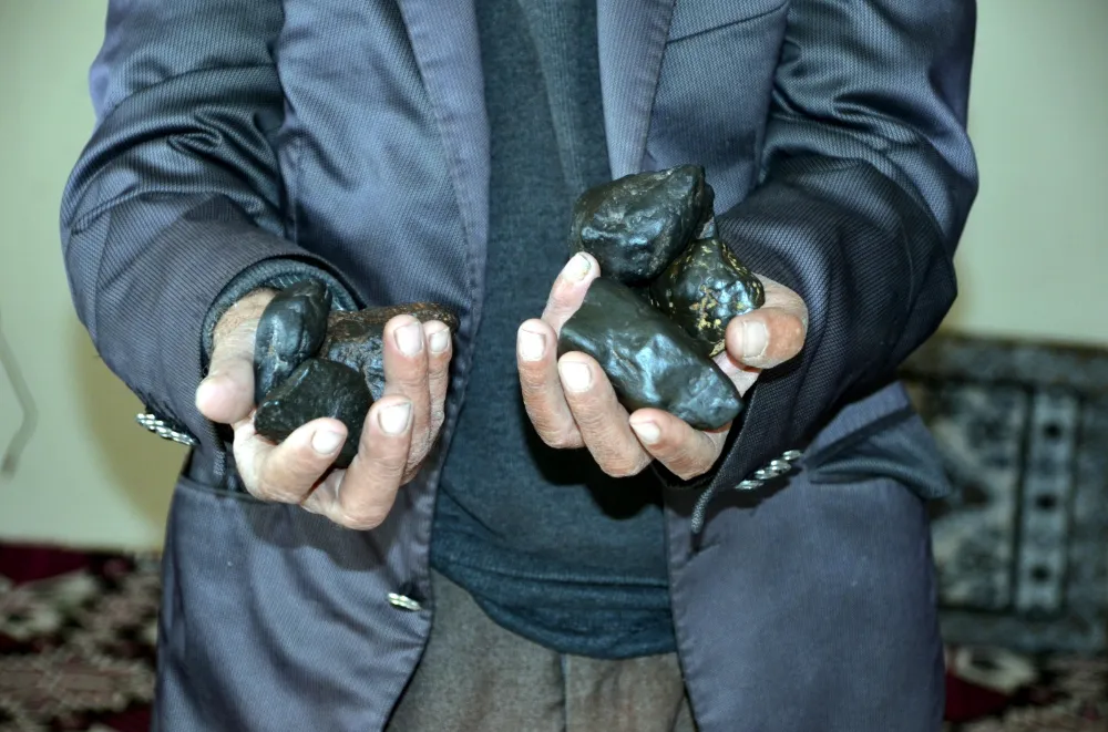 MANTAR ARARKEN GÖKTAŞI BULDULAR