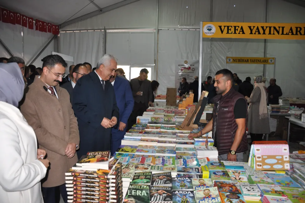 1. KİTAP GÜNLERİ’NİN AÇILIŞI YAPILDI