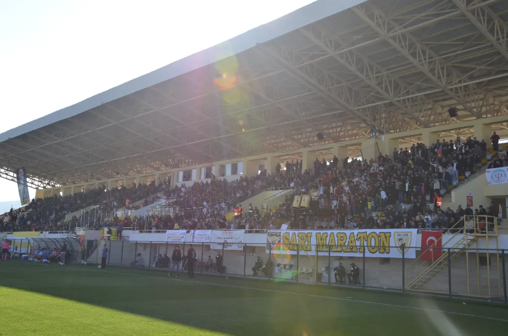 TRİBÜNLER FUL ÇEKTİ