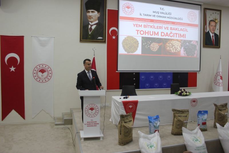 MUŞ’TA FASULYE, AYÇİCEĞİ, NOHUT VE YONCA TOHUMU DAĞITIMI YAPILDI