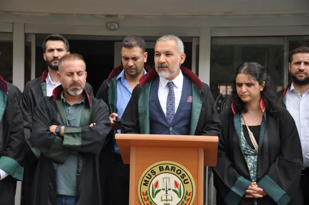 KARAÇELİK, “AVUKATLAR, HAK ARAMA ÖZGÜRLÜĞÜNÜN TEMSİLCİLERİDİRLER”