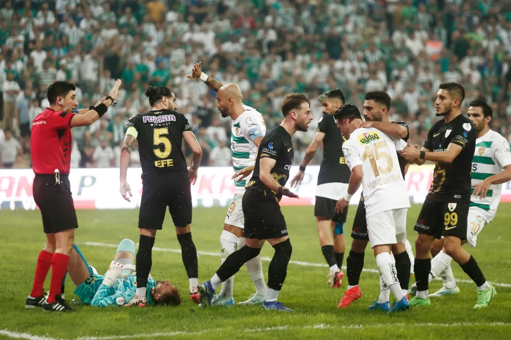 MUŞSPOR VE BURSASPOR PFDK’YA SEVK EDİLDİ