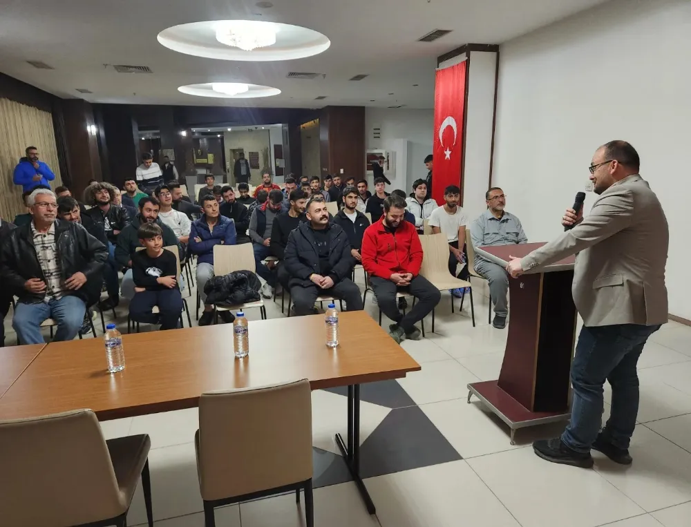 REKTÖR ALİCAN, MALATYA’DA ÖĞRENCİLERLE BULUŞTU