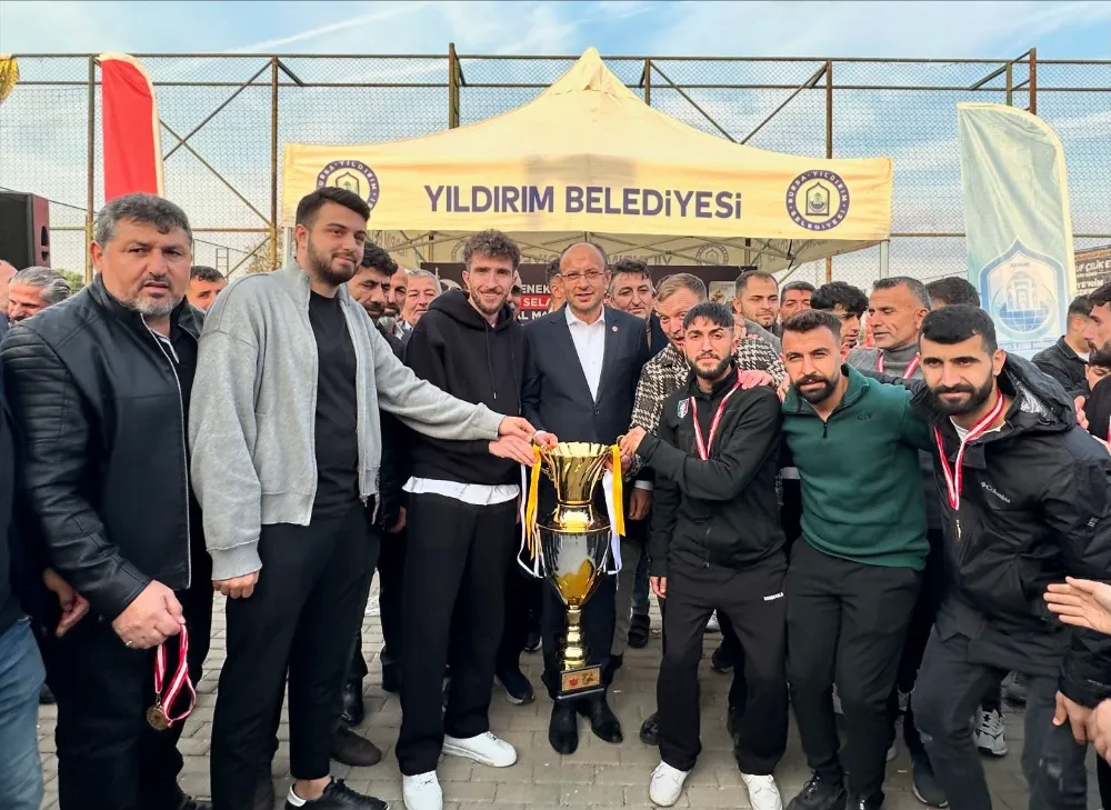 SELAHATTİN EYYUBİ FUTBOL TURNUVASINA GÖRKEMLİ FİNAL