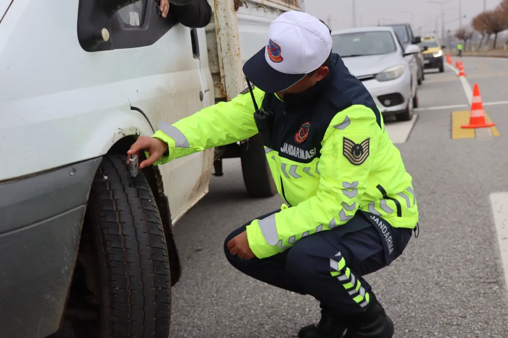 KIŞ LASTİĞİ DENETİMLERİ SIKILAŞTIRILDI