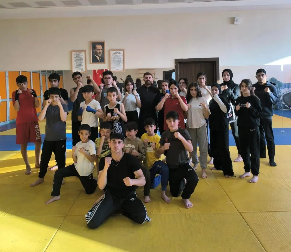 MUAY THAİ KURSU YOĞUN İLGİ GÖRÜYOR