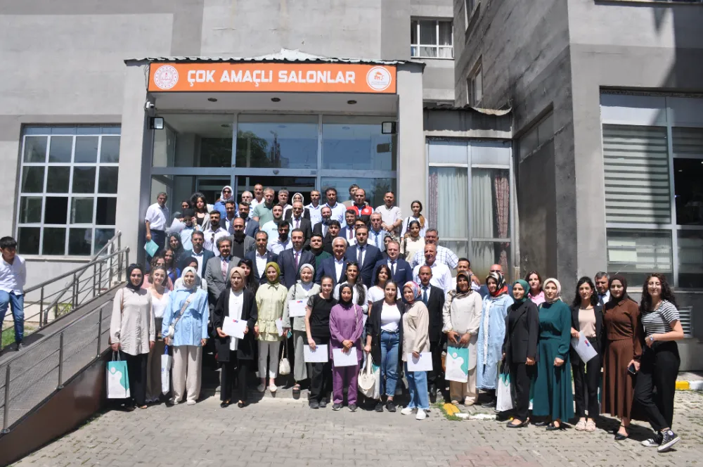 ‘GENÇLER ÖNCE EĞİTİMDE, SONRA İSTİHDAMDA’ PROJESİ BAŞARIYLA TAMAMLANDI