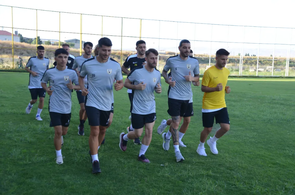 MUŞSPOR İLK ANTRENMANINI YAPTI