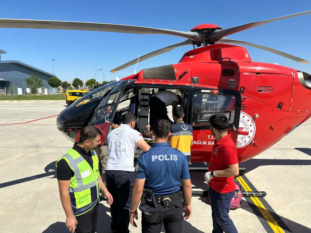 AMBULANS HELİKOPTER KALP HASTASI ÇOCUK İÇİN HAVALANDI