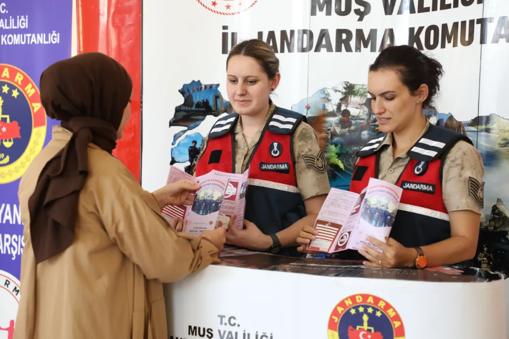 JANDARMADAN MAUN’DA GÜVENLİK VE FARKINDALIK EĞİTİMİ