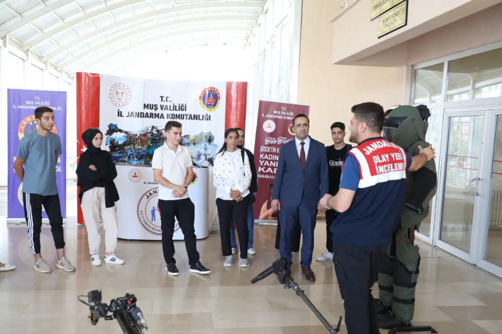 JANDARMADAN MAUN’DA GÜVENLİK VE FARKINDALIK EĞİTİMİ