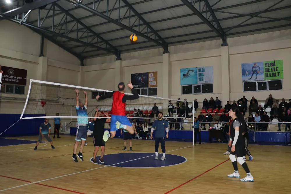 KORKUT’TA VOLEYBOL TURNUVASI SONA ERDİ