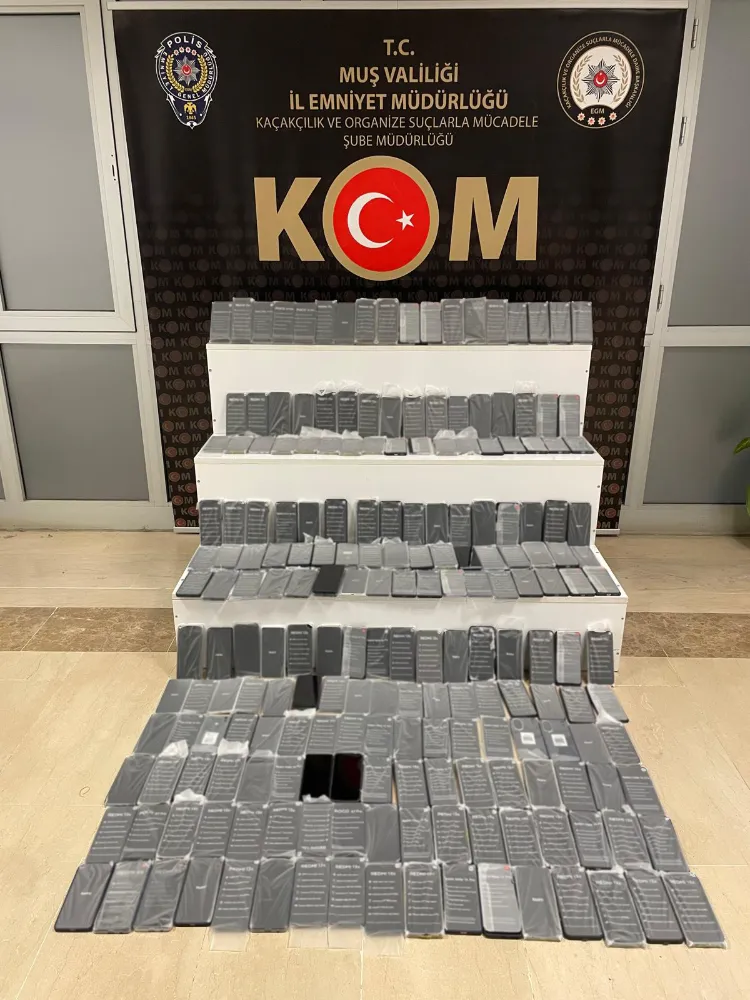 MUŞ’TA 218 KAÇAK CEP TELEFONU ELE GEÇİRİLDİ