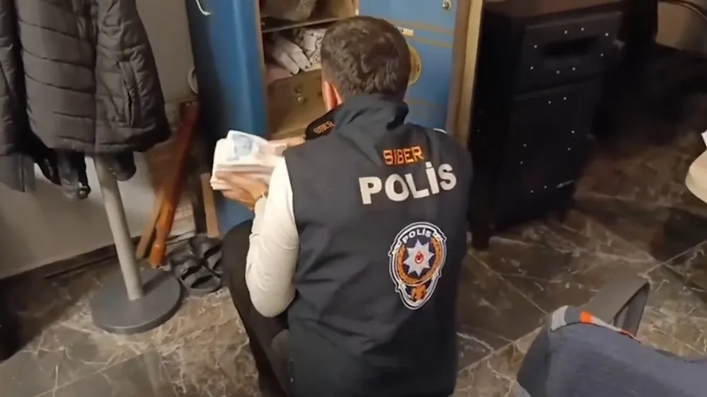 MUŞ DAHİL 37 İLDE SİBER OPERASYON: 209 TUTUKLAMA