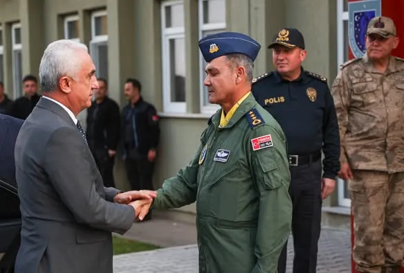 VALİ ÇAKIR’DAN HAVA MEYDAN KOMUTANLIĞI’NA TAZİYE ZİYARETİ