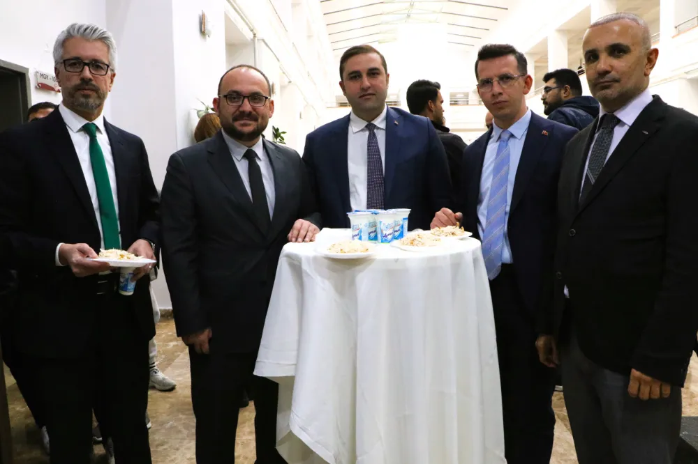 MAUN İİBF’DE MEZUN VE ÖĞRENCİLER İÇİN “PİLAV GÜNÜ” ETKİNLİĞİ DÜZENLENDİ