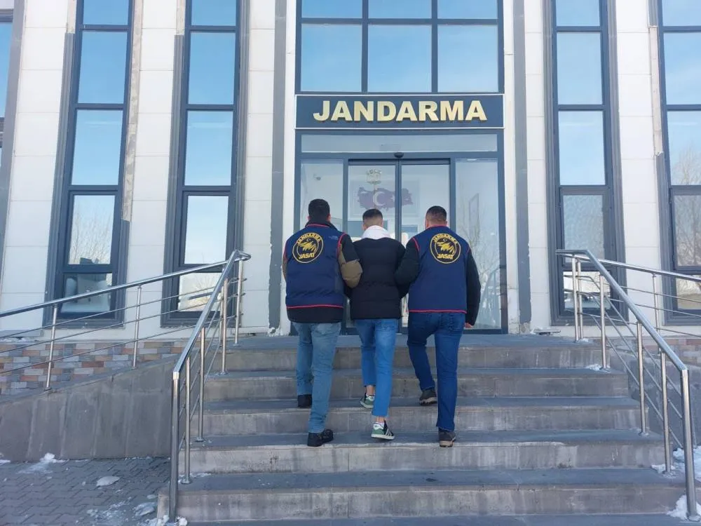 4 YIL HAPİSLE ARANAN ŞAHIS YAKALANDI