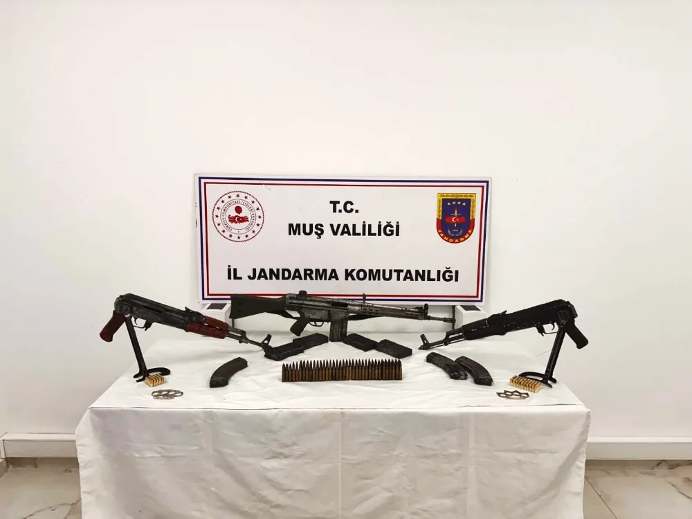 JANDARMADAN RUHSATSIZ SİLAH OPERASYONU: ÇOK SAYIDA SİLAH VE FİŞEK ELE GEÇİRİLDİ