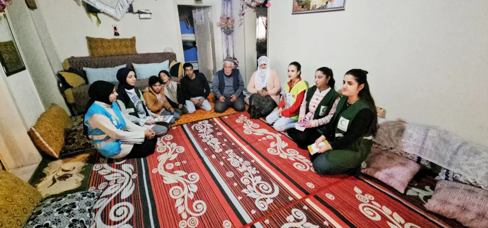 YEŞİLAY MUŞ ŞUBESİ KIRSALDA BAĞIMLILIKLA MÜCADELEYİ BÜYÜTÜYOR