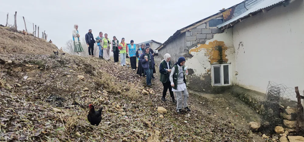 YEŞİLAY MUŞ ŞUBESİ KIRSALDA BAĞIMLILIKLA MÜCADELEYİ BÜYÜTÜYOR