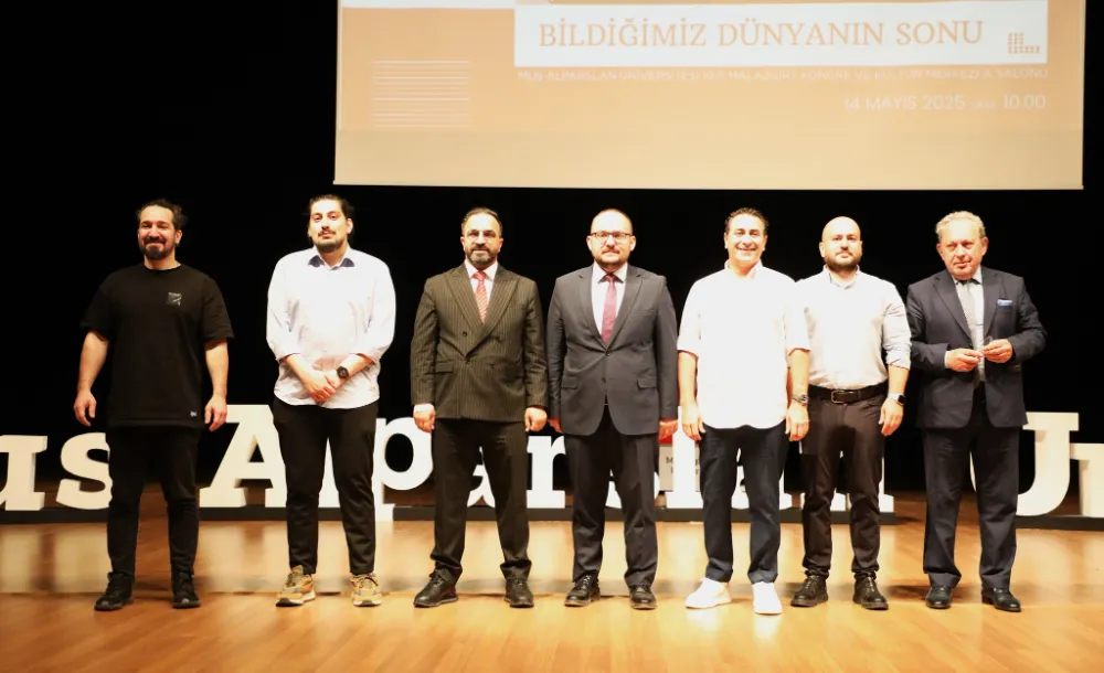 TEDXALPARSLANUNİVERSİTY ETKİNLİĞİ YOĞUN İLGİ GÖRDÜ