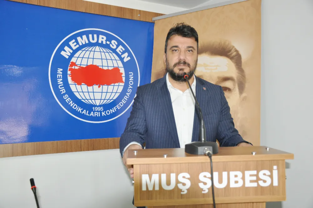BARIŞAN: “GENÇLERİMİZİ GELECEĞE, GELECEĞİ GENÇLERİMİZE HAZIRLAMALIYIZ”