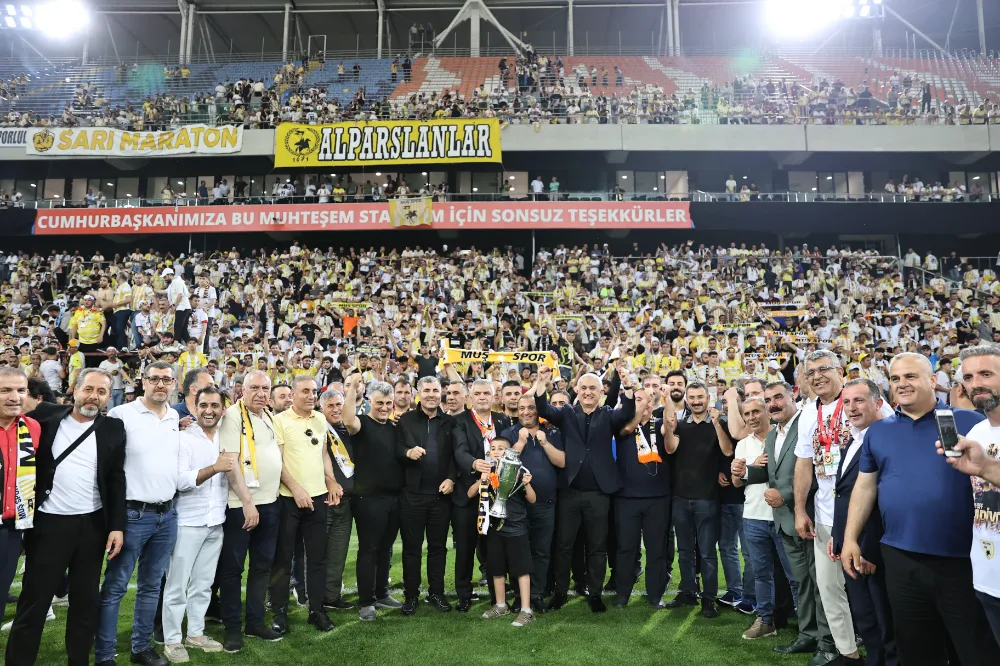 VALİ ÇAKIR’DAN MUŞSPOR’A TAM DESTEK