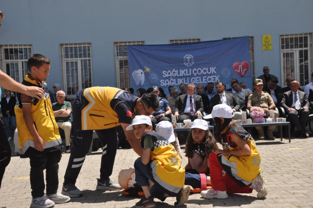 “SAĞLIKLI ÇOCUK, SAĞLIKLI GELECEK” PROJESİ BULANIK’TA HAYATA GEÇTİ
