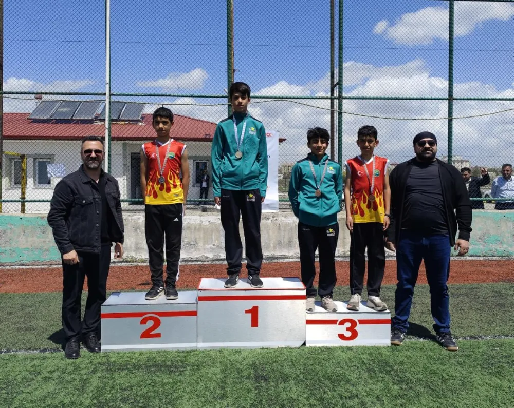 MUŞLU SPORCULARDAN KARS’TA BÜYÜK BAŞARI