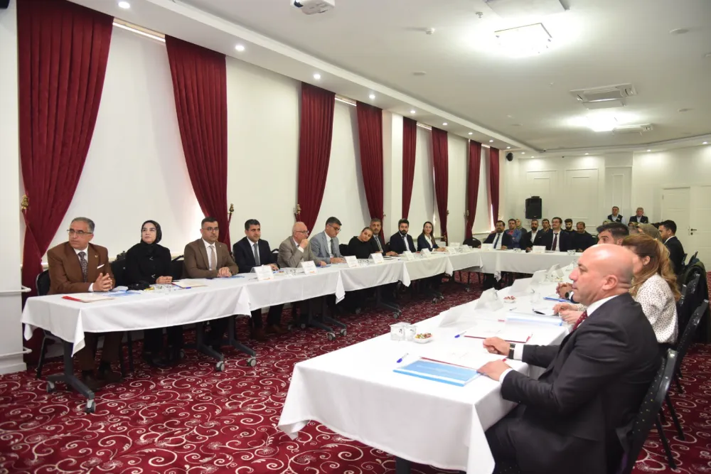 MUŞ’UN DA YER ALDIĞI BÖLGE SAĞLIK ZİRVESİ VAN’DA YAPILDI