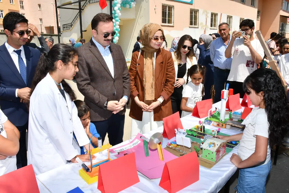 BİLİMLE SANAT BULUŞTU, MALAZGİRT’TE SERGİYE DÖNÜŞTÜ