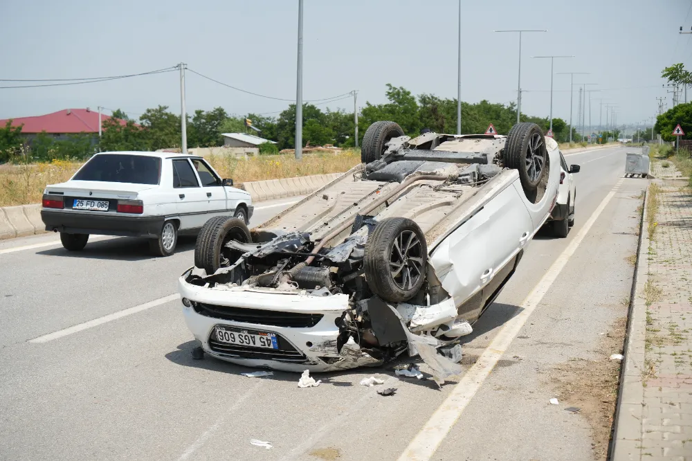 MUŞ-KULP YOLUNDA KAZA: 6 KİŞİ YARALANDI