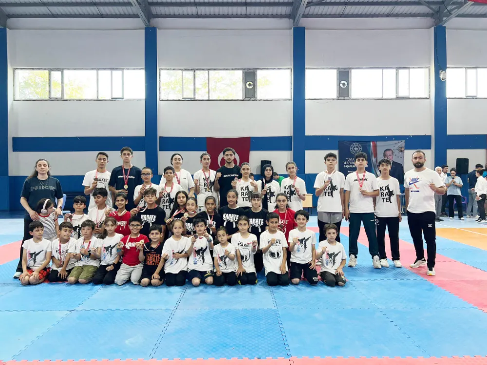 MUŞLU KARATECİLER DİYARBAKIR’DAN 27 MADALYAYLA DÖNDÜ