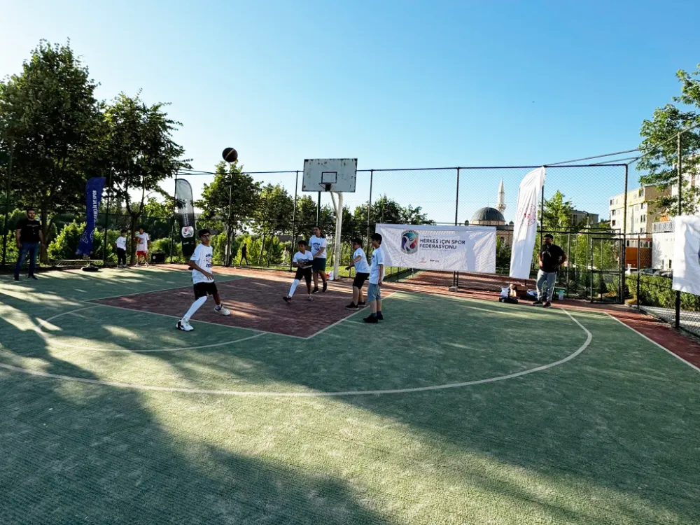 BASKETBOL 3X3 SAHAYA RENK KATTI