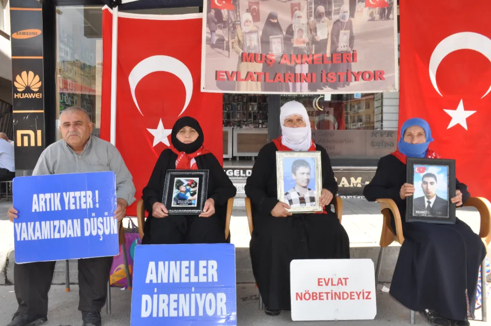 ANNELERİN YÜREĞİ BARIŞLA YEŞERDİ