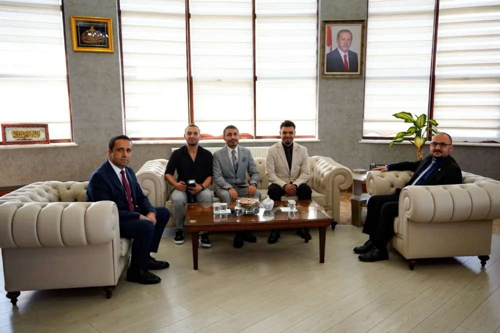 MAUN’DAN YEDİ DİLDE TANITIM ATAĞI