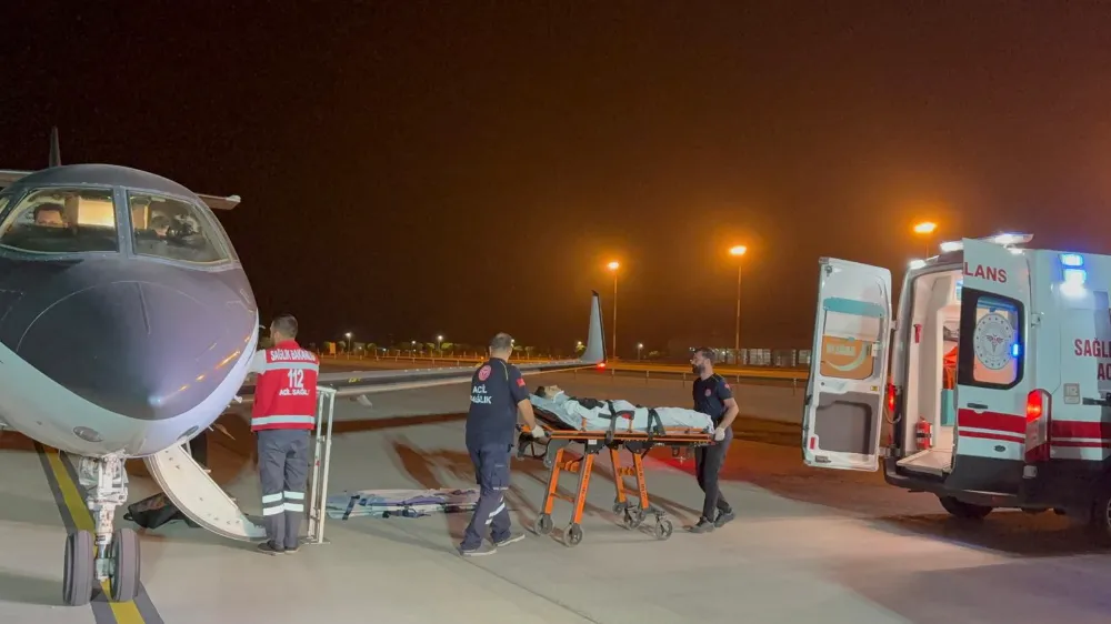 BİSİKLET SÜRERKEN OTOMOBİL ÇARPAN ÇOCUK AMBULANS UÇAKLA ANKARA