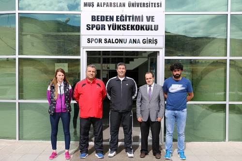 ÜNİVERSİTEDEN DOSTLUK KONGRESİNE DESTEK
